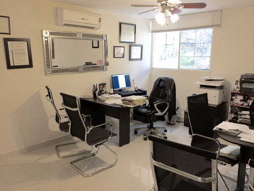 Spencer's Office (Intercasa)