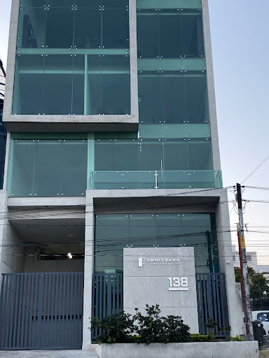 De Santiago, Abogados & Consulting.