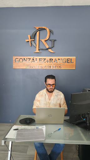 Abogado Ernesto González