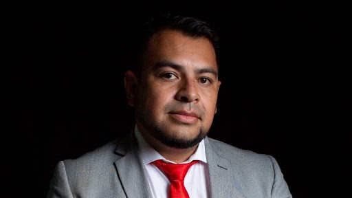 Lic. Abraham Calderón Díaz (Abogado)