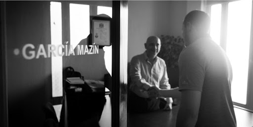 Garcia Mazin Law Office / Lawyer / Attorney / Abogado