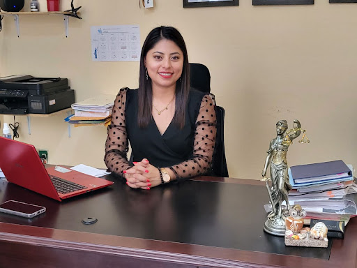 Lic. Itzel Adriana Castillo Martínez/ Abogada